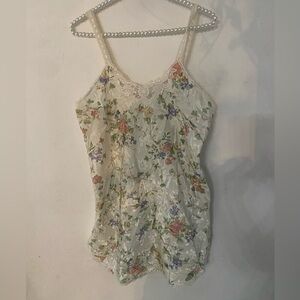 Deena American vintage y2k cottage core Floral Lace Chemise in Cream pink